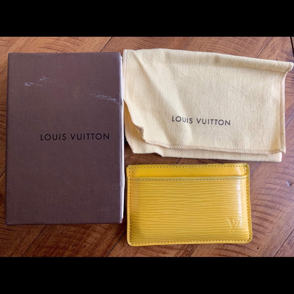 Louis Vuitton Card Holder